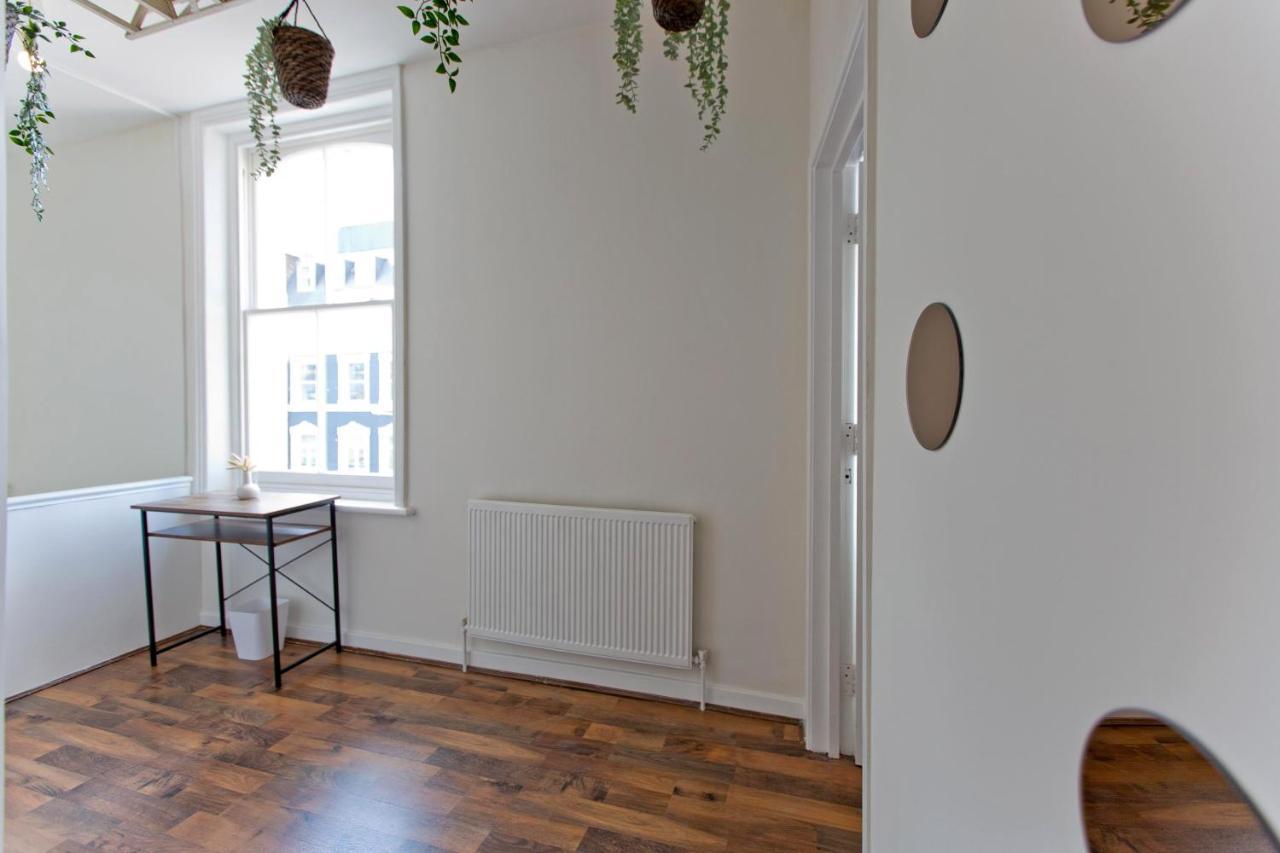 Апартаменты Marvelous Flat In Earls Court - Лондон Экстерьер фото